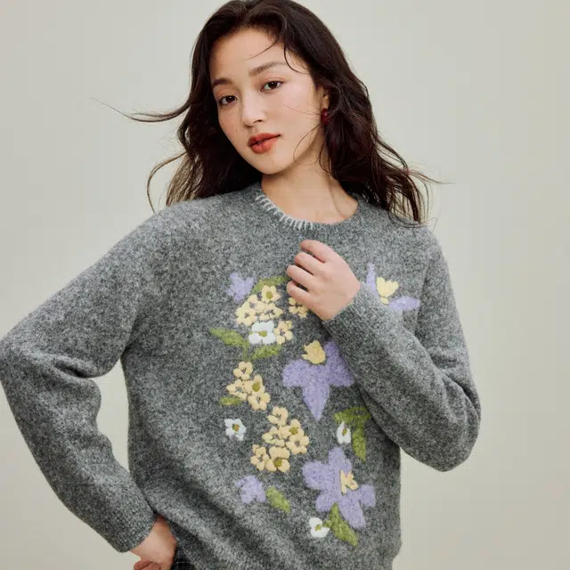 茵曼 立体彩色刺绣保暖长袖氛围宽松宝藏显瘦天花板早秋穿搭平价保暖内搭入秋时尚亲肤绝美氛围针织衫 女款