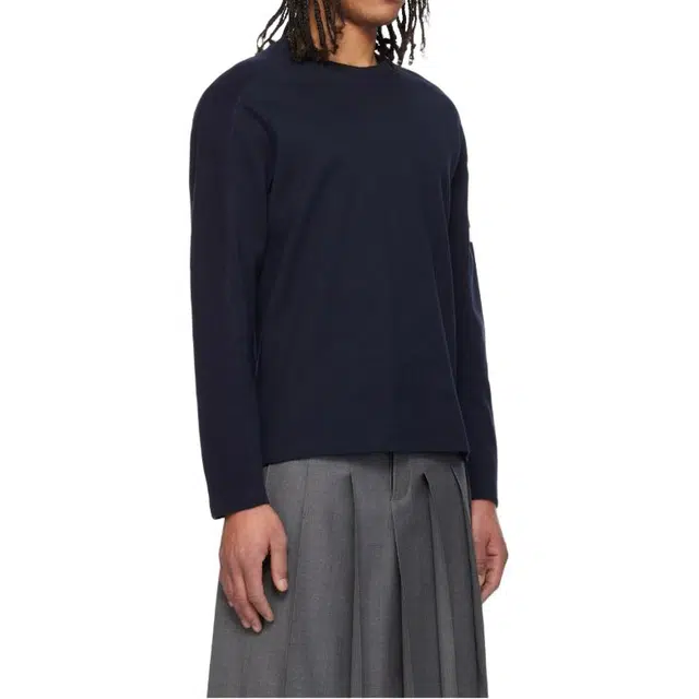 THOM BROWNE T