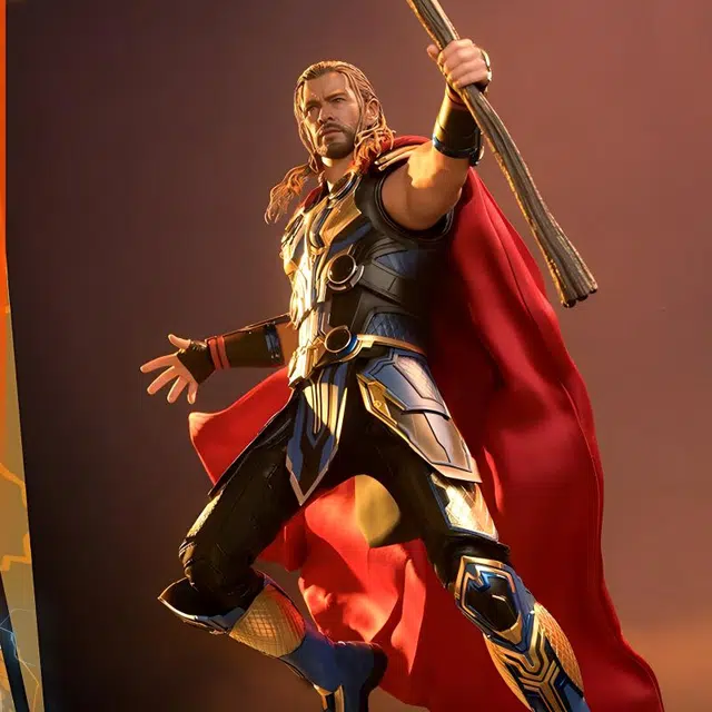 Hot Toys 16 4 32cm