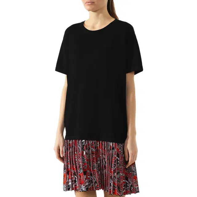 RED VALENTINO