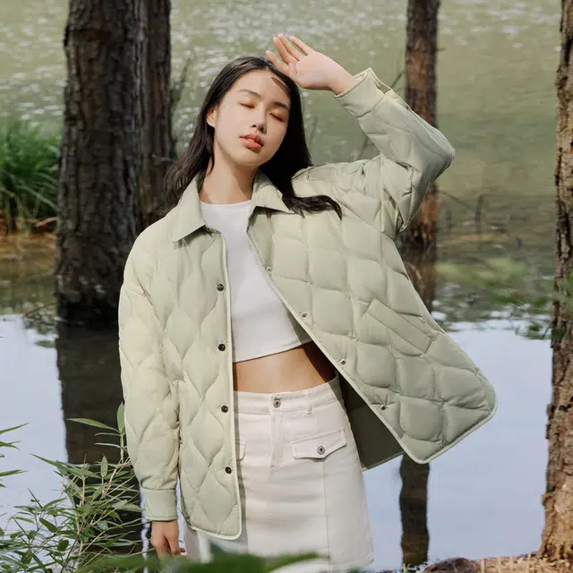 波司登 翻领休闲轻薄羽绒服 女款
