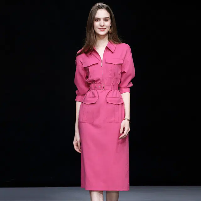 达菲时尚 复古收腰工装风长袖连衣裙 玫红