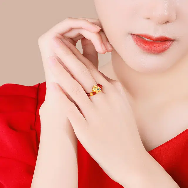 潮宏基 宝护吞金兽 黄金红玛瑙幸运转运串珠 足金 定价金 戒指 女款