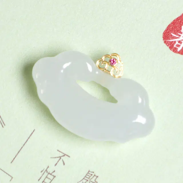 匠心琢玉 金镶如意锁 和田玉 吊坠 女款 白玉