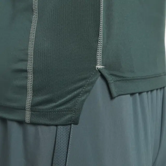 Nike PRO DRI-FIT Logo