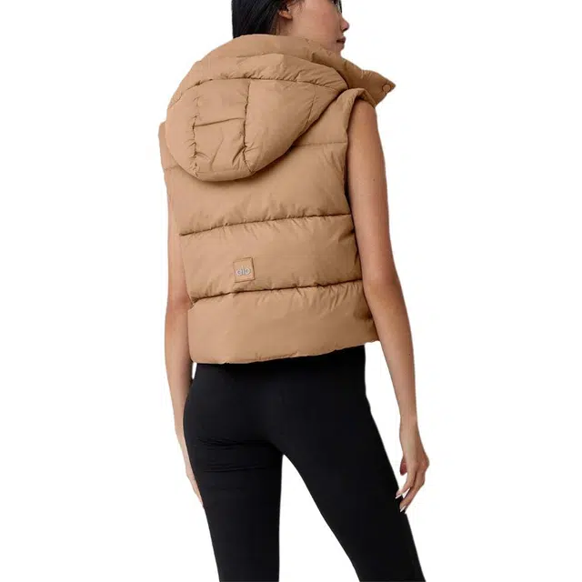 alo yoga GOLD RUSH PUFFER VEST