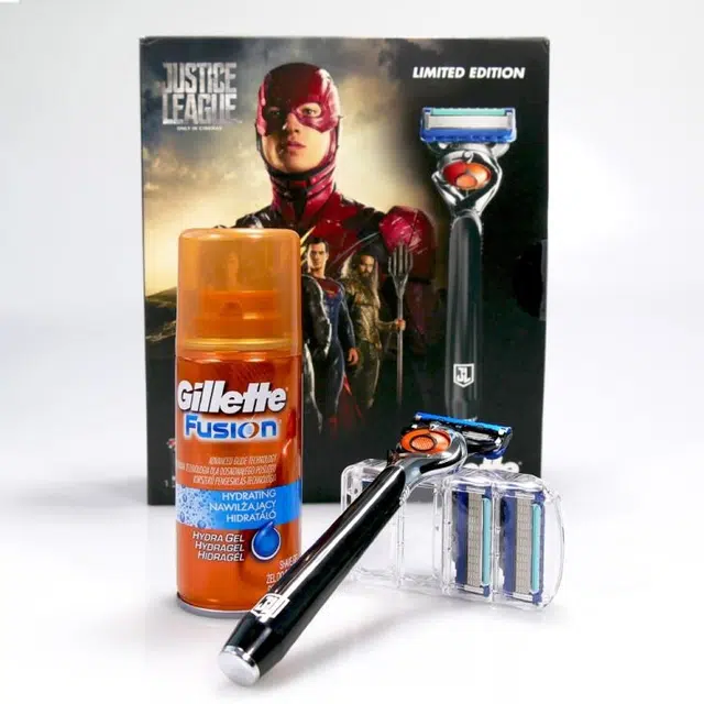 吉列 锋隐致顺正义联盟限量礼盒男士剃须护理 清洁 四件套