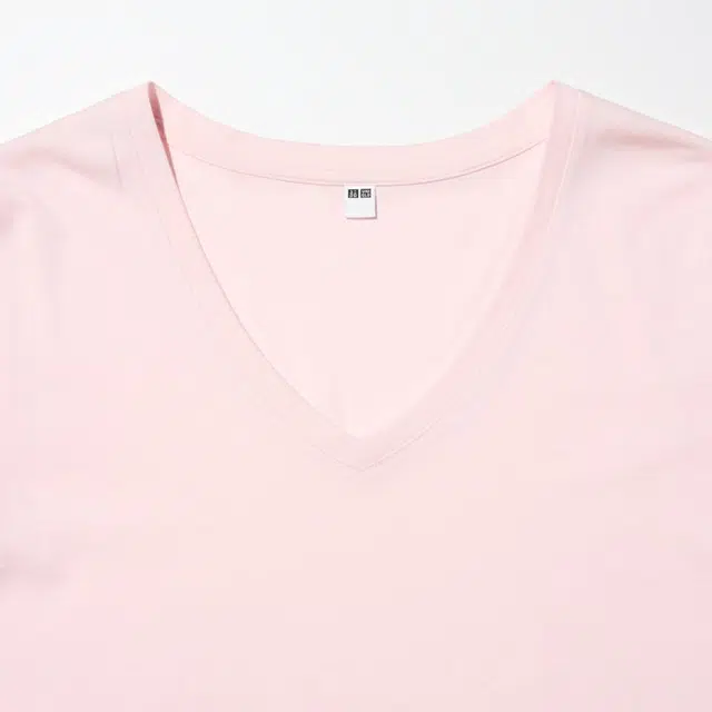 UNIQLO V T