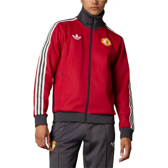 adidas Originals Tracktop Manchester United Victory Red