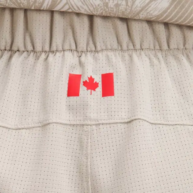 lululemon Team Canada Wovenair High-Rise Short 6"COC logo