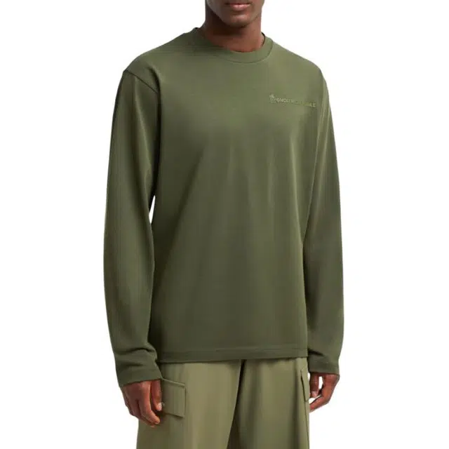 Moncler T