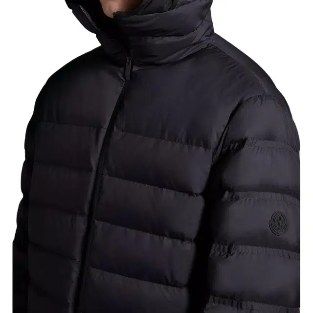 Moncler Arroux Arroux Short Down Jacket