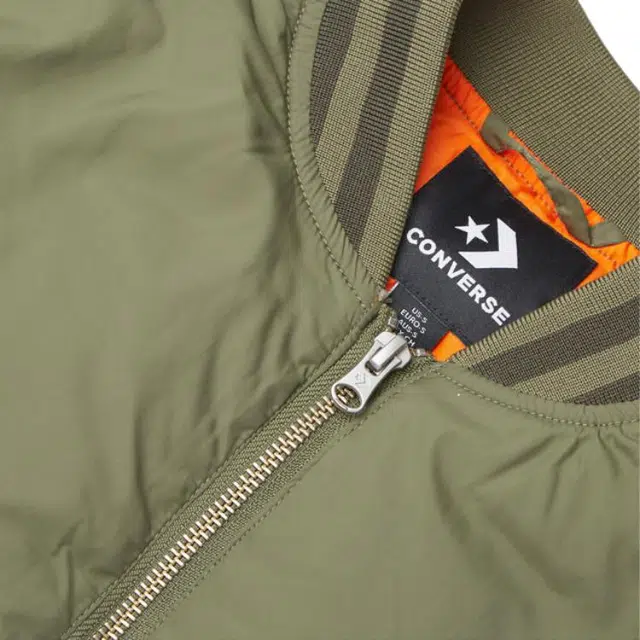 Converse Oversized Down Logo