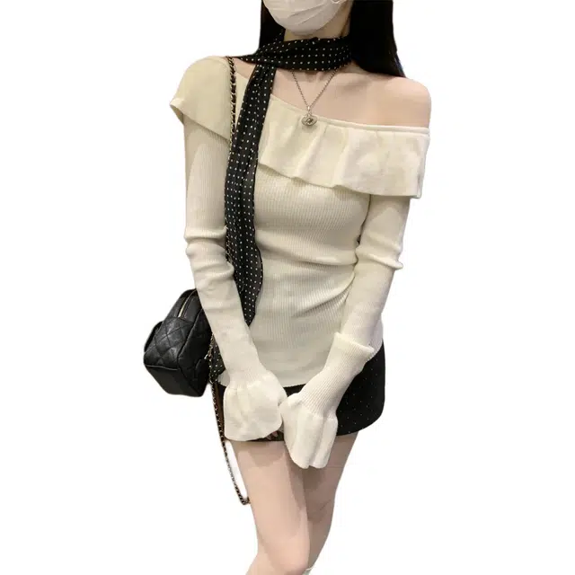 思蓓儿 秋季韩版纯欲温柔荷叶领一字肩修身长袖女针织衫 女款