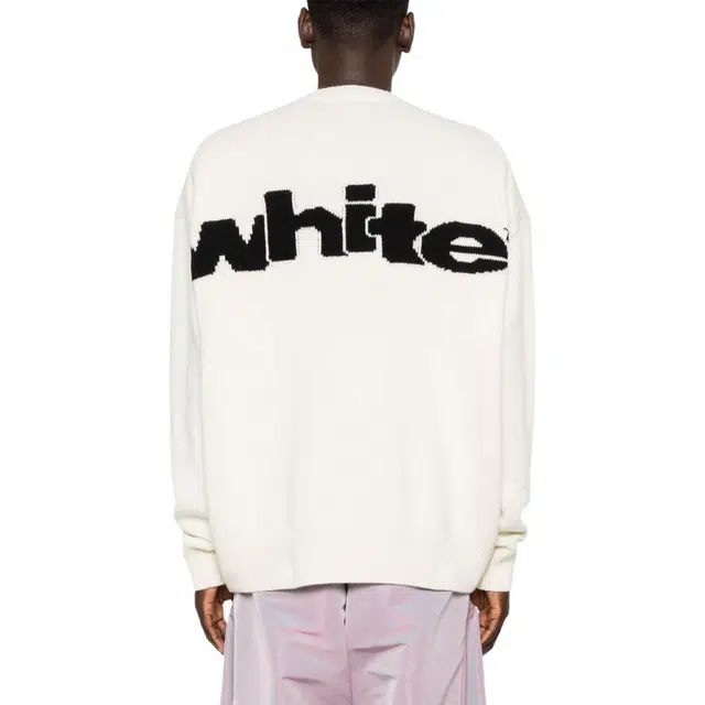 OFF-WHITE