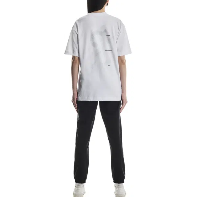 On Club Graphic T
