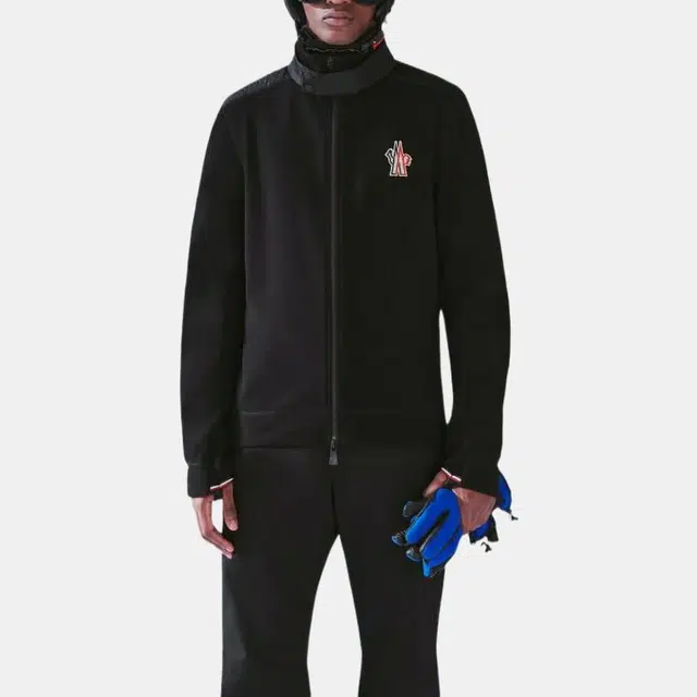 Moncler FW22 Logo