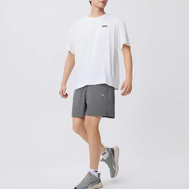 PUMA Lightweight Running logo