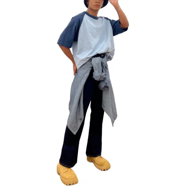 UNIQLO SS23 T