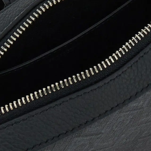 FERRAGAMO