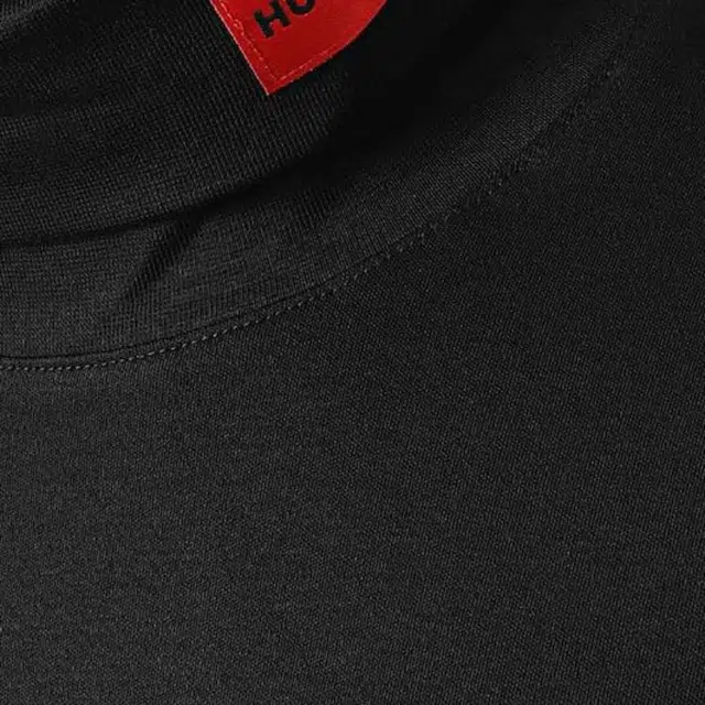 HUGO BOSS FW22 T