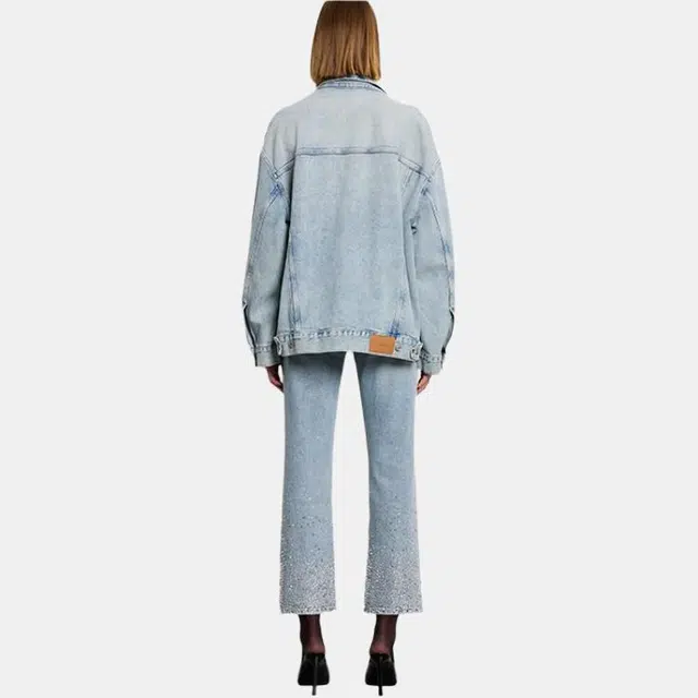 7 FOR ALL MANKIND 25