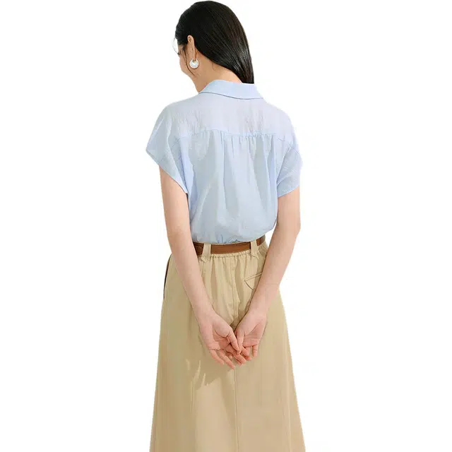 茵曼 通勤百搭简约短袖衬衫 女款 浅蓝色