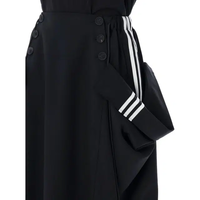 Y-3