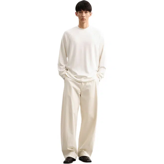 WHITT EPURE T