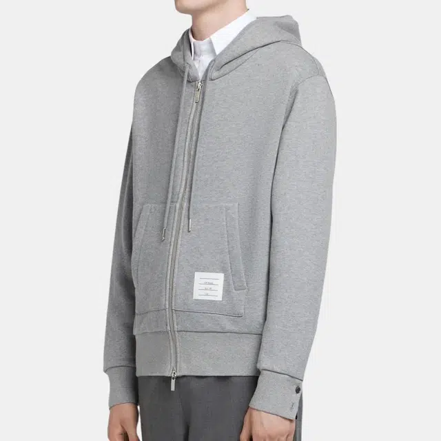 THOM BROWNE