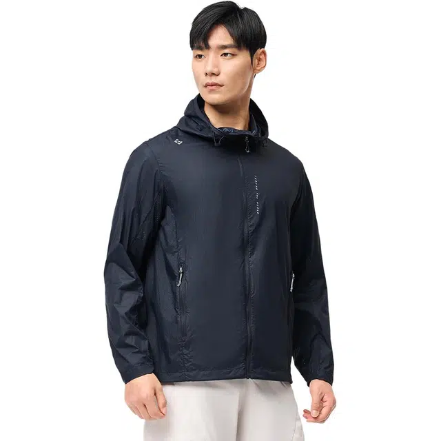 探路者 运动休闲简约纯色连帽 防紫外线防晒服 男款 蓝岩黑