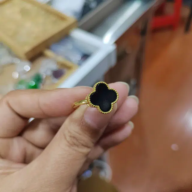 赐帛 幸运四叶草小众 玉髓 玉石戒指 女款