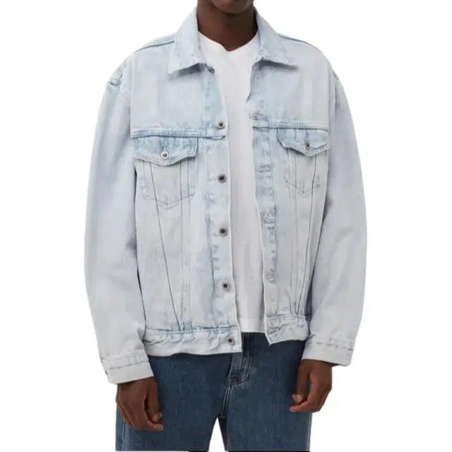 Levis