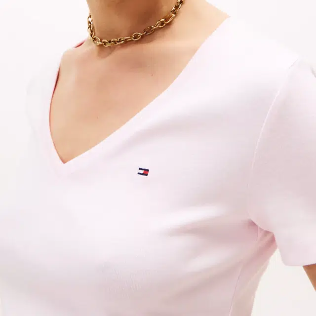 Tommy Hilfiger V T