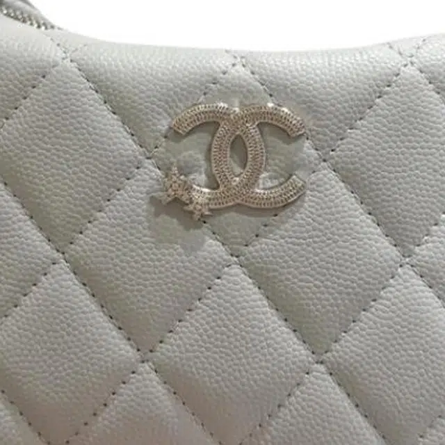 CHANEL 25B