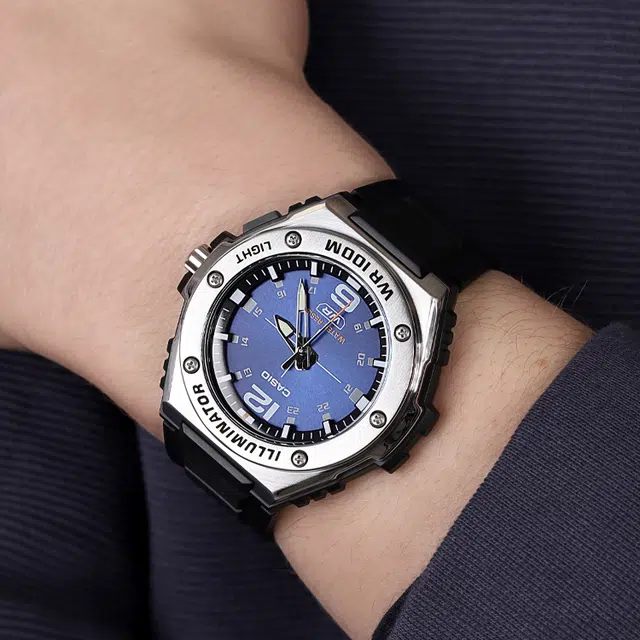 CASIOYOUTH STADARD MWA-100H-2A