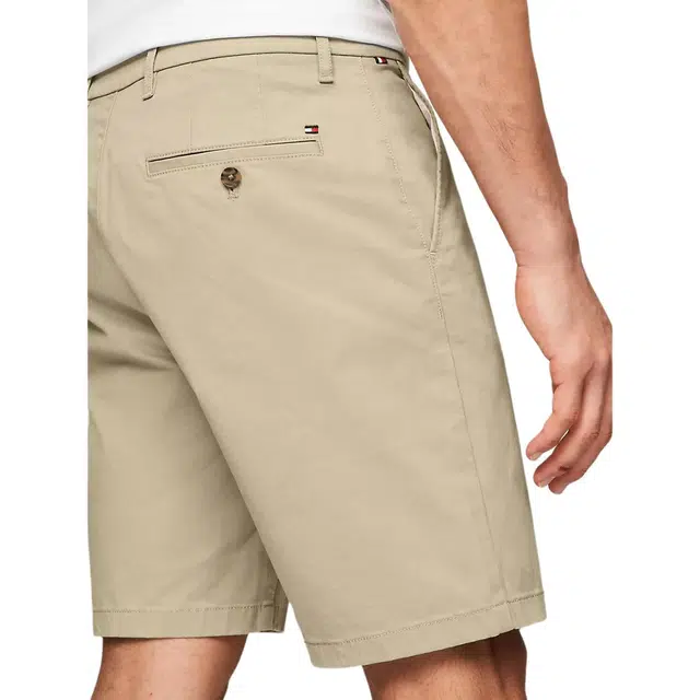 Tommy Hilfiger Regular Fit 9" Tommy Short
