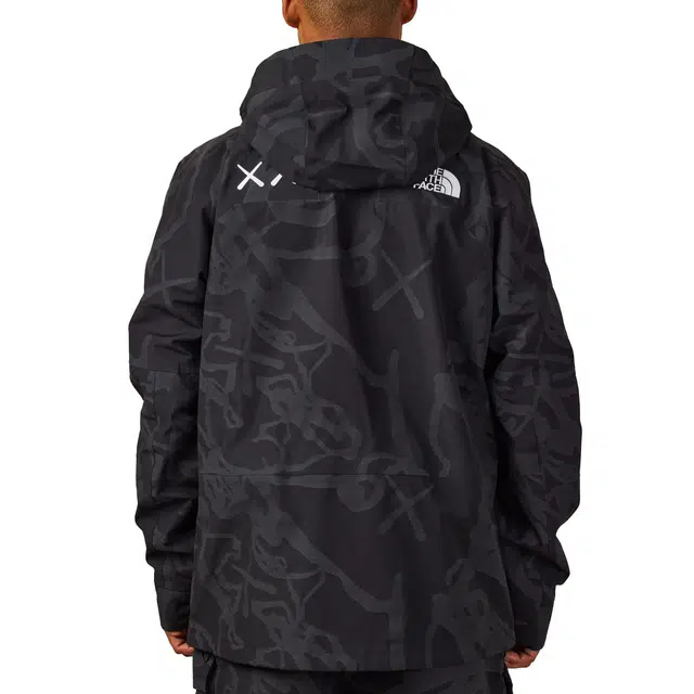 THE NORTH FACE x KAWS 1986 Moutain Jacket