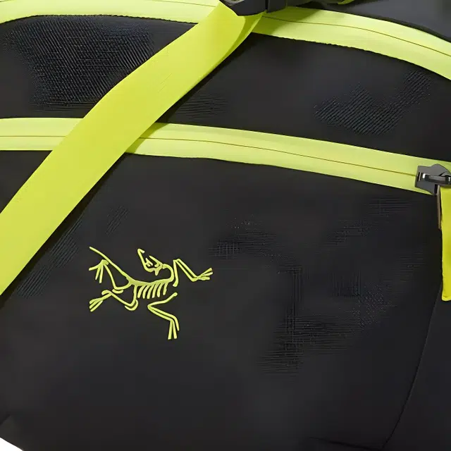 Arcteryx Mantis 2 2.5L Logo