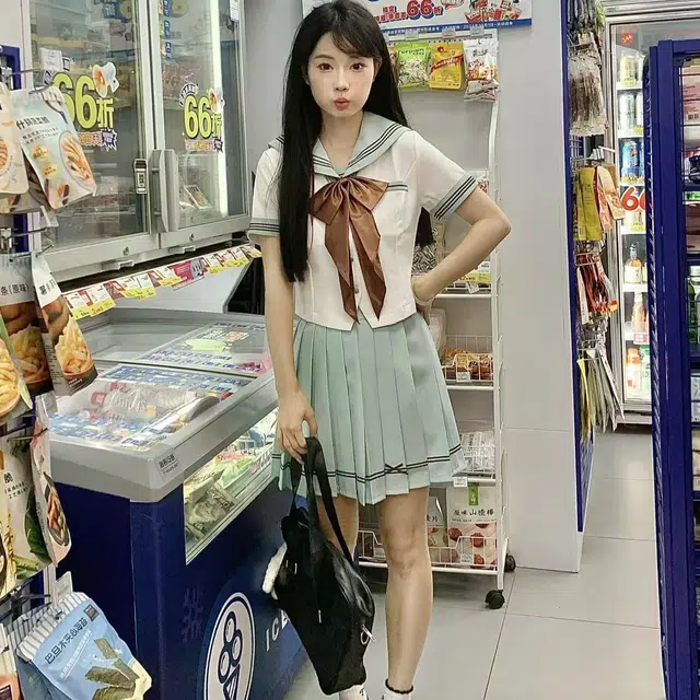 Kiki Clothing Boutique JK