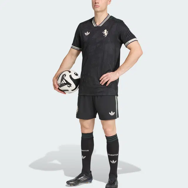 adidas originals x JUVENTUS FW25 2526 THIRD AUTHENTIC V