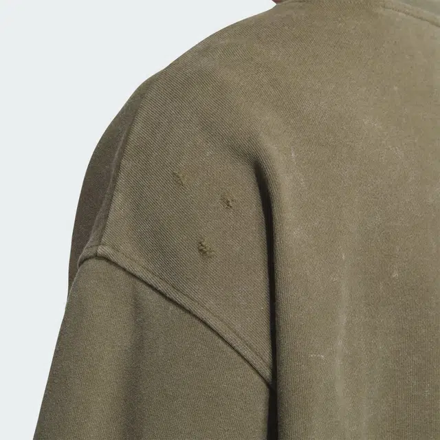 adidas originals WASHEDCREW SWEATSHIRT Logo