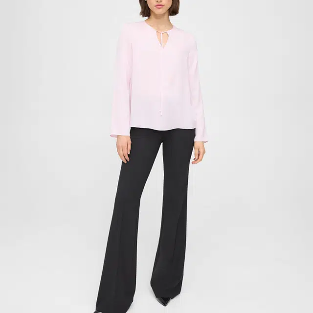THEORY SS23 V