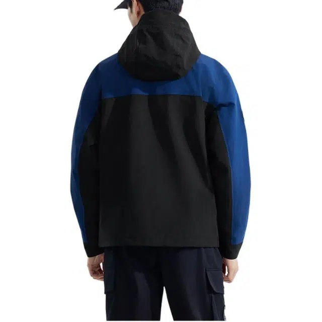 THE NORTH FACE DRYVENT
