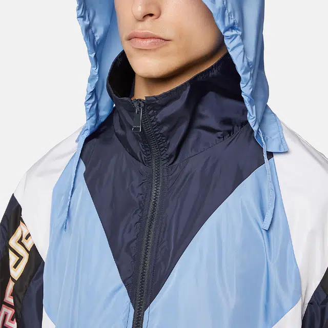 VERSACE
