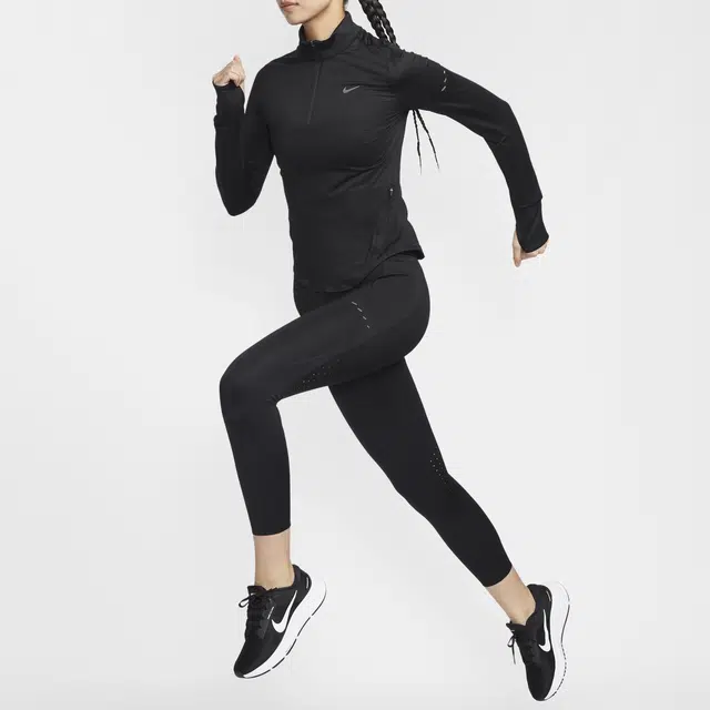 Nike Dri-Fit Swift T