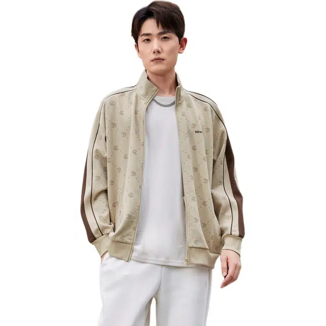 乔丹 图案满印宽松开衫卫衣 男款 果仁色印花/栗壳棕