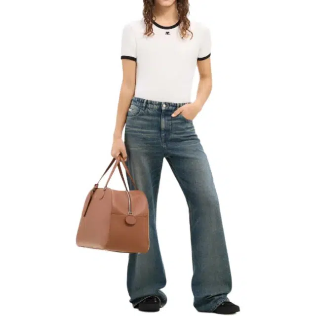COURREGES T