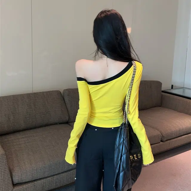 Kiki Clothing Boutique 2025 T