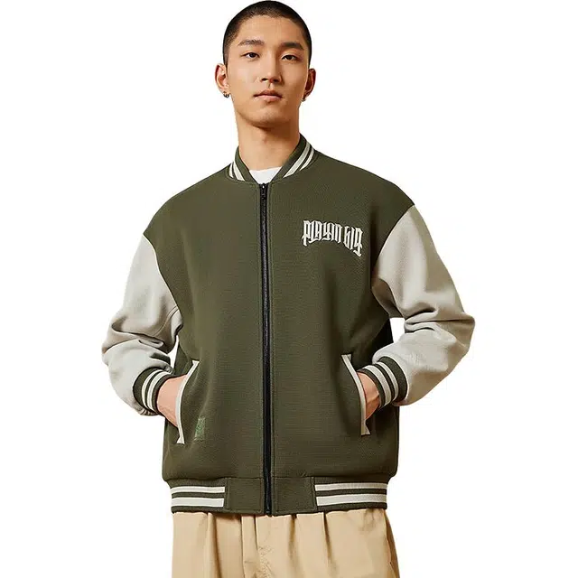 特步 字母拼接拉链长袖棒球服 男款